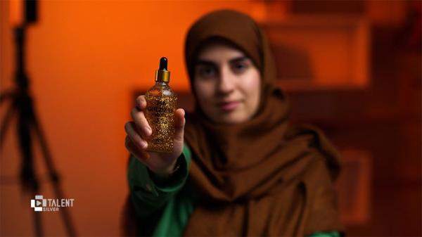 بررسی سرم پوست گلدزن مدل PURE GOLD؛ آبرسان و ضدچروک آنالیز سرم پوست گلدزن مدل PURE GOLD؛ آبرسان و ضدچروک